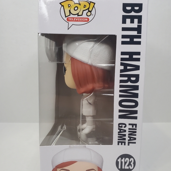 Funko Pop! TV: Queens Gambit - Beth (Finale) new box collectors - Picture 2 of 9